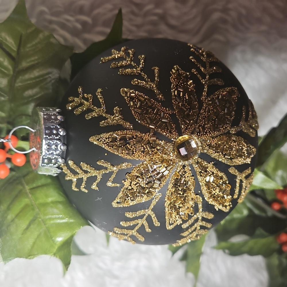 Hand Crafted Holiday Ornament Black Gold Beaded 3pc Set